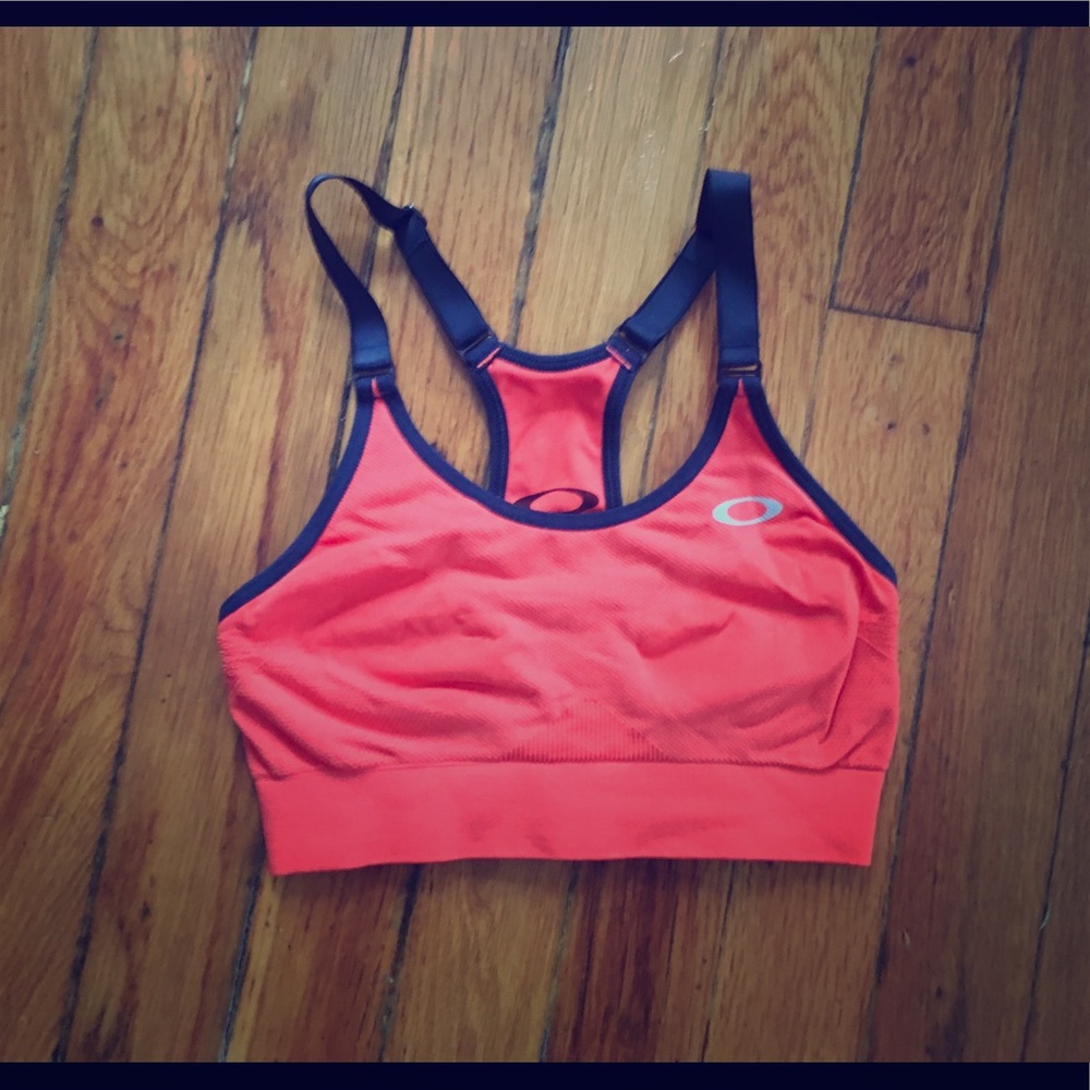 Oakley Xs Sports Bra Worn Once